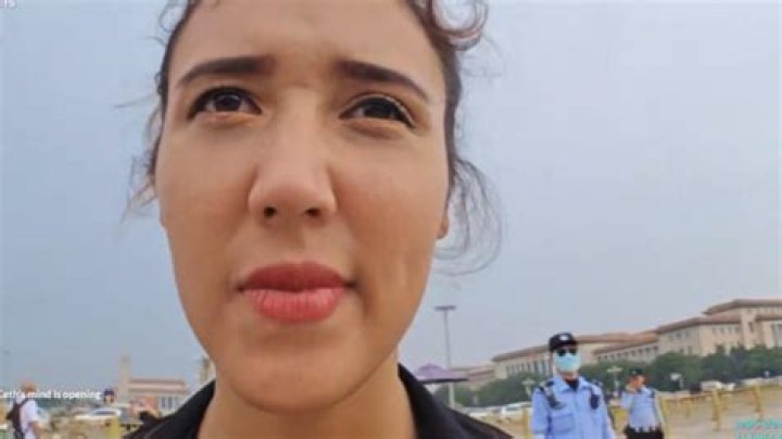 Chinese Streamer's Harrowing Hand Loss