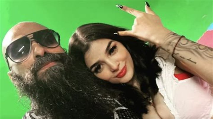 Unveiling The Cultural Impact Of "Karely Ruiz Y Babo"